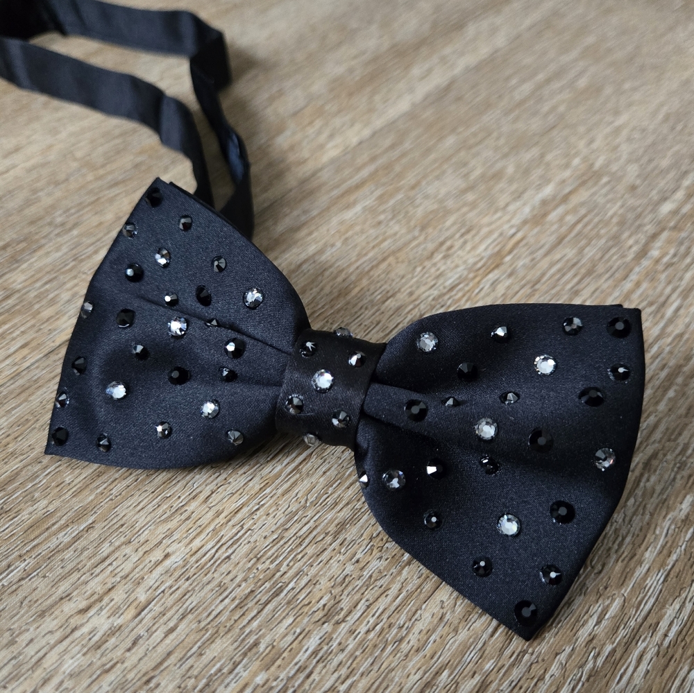 Swarovski Rhinestone Bowtie